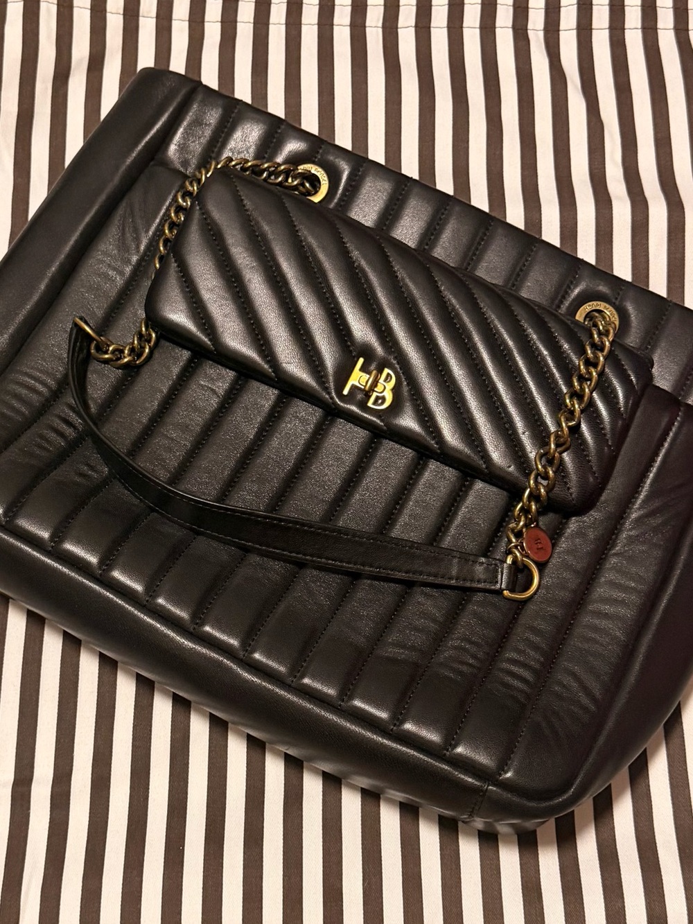 henri bendel Black Quilted Leather Shoulder Bag with Gold Chain